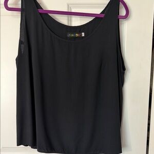 Jams World Black Scoop Neck Tank Top